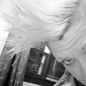 Meet your Posher, Kim